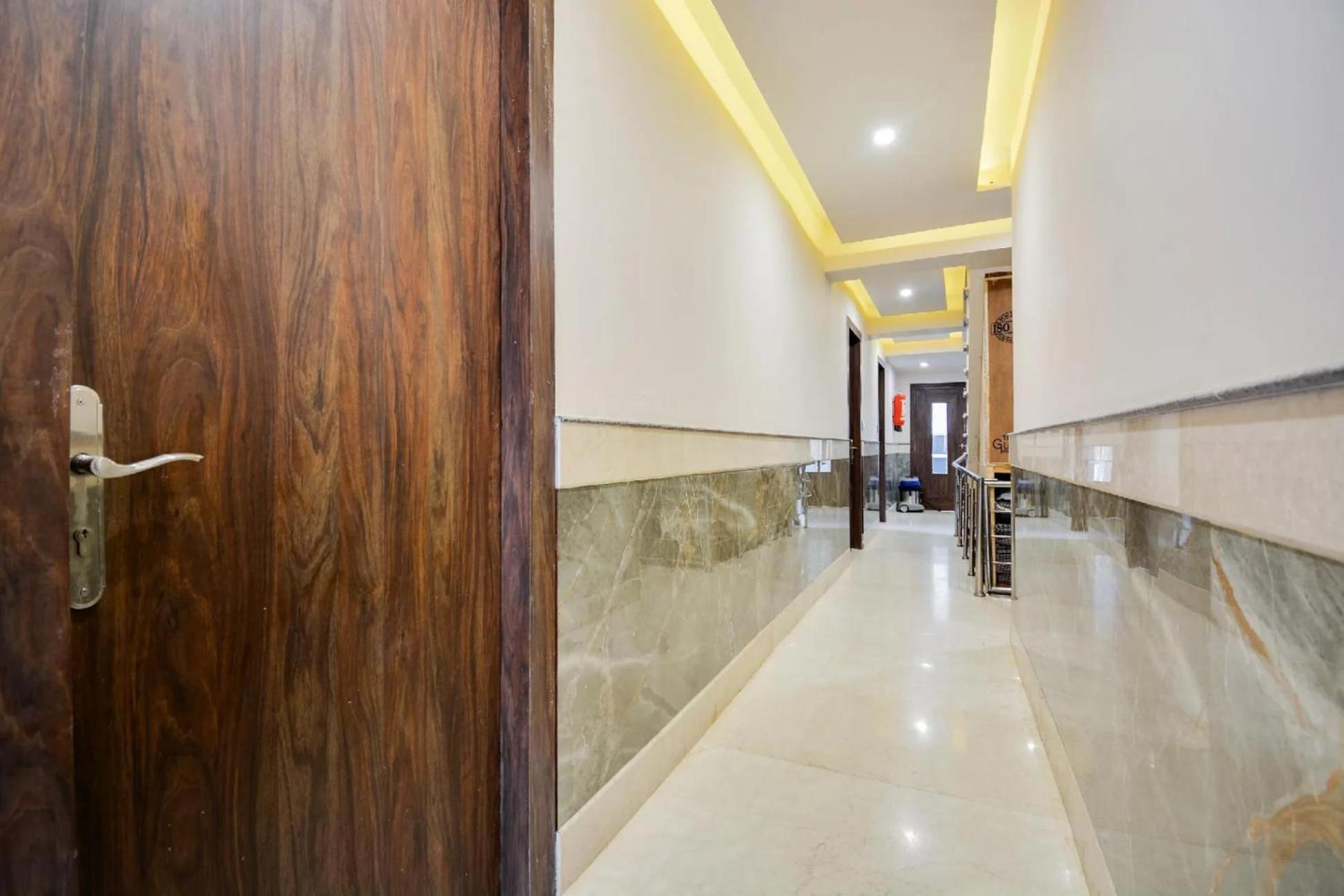 Aangan Regency Hotel Shimla Exterior foto