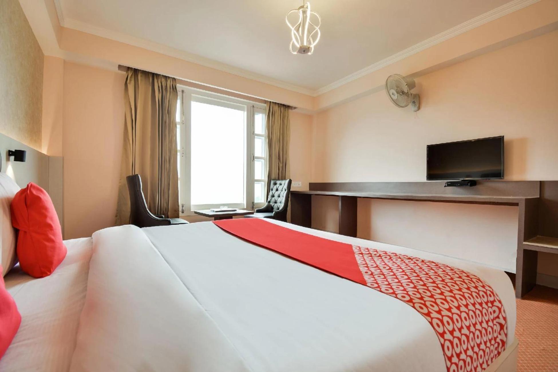 Aangan Regency Hotel Shimla Exterior foto