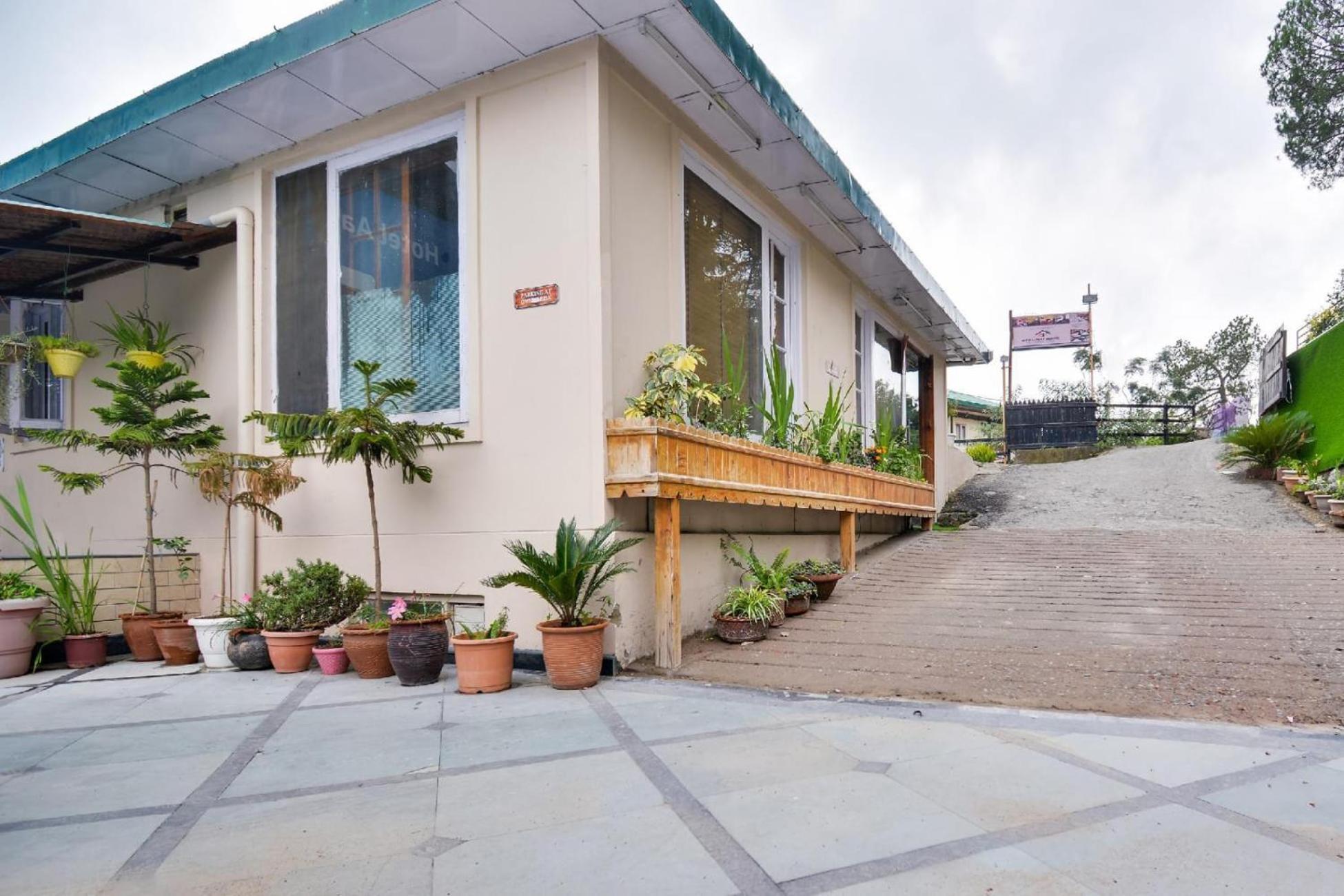 Aangan Regency Hotel Shimla Exterior foto