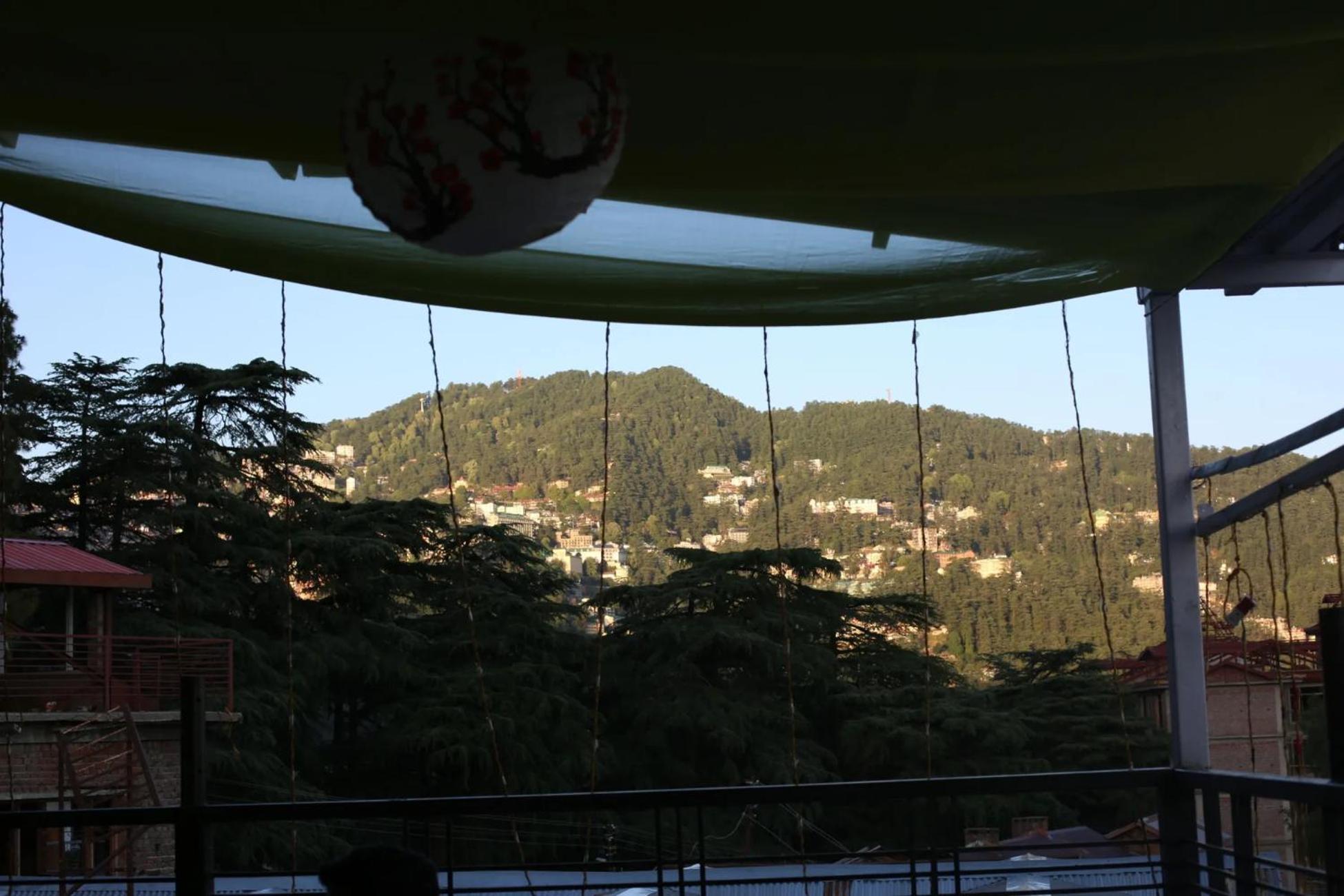 Aangan Regency Hotel Shimla Exterior foto