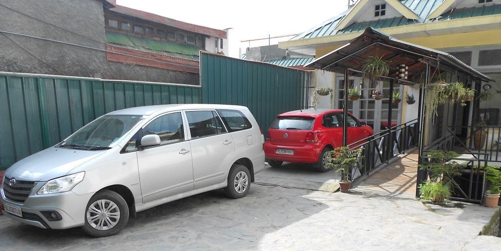 Aangan Regency Hotel Shimla Exterior foto