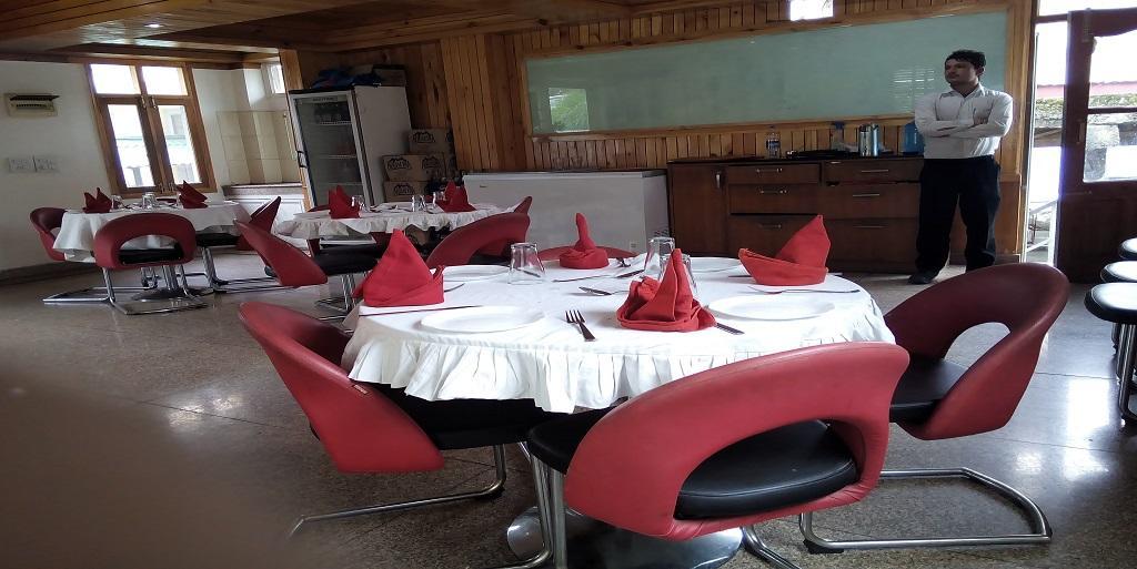 Aangan Regency Hotel Shimla Exterior foto